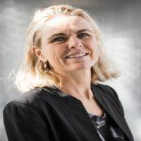 Evelien Dekker