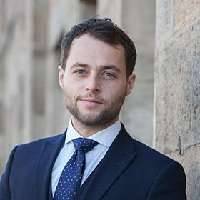 Hakim Yadi