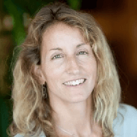 Stephanie Robertson