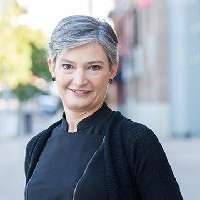 Lesley Stolz