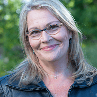 Karen L. Houseknecht