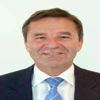 Peter  Layer