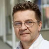 Simon M. Cutting