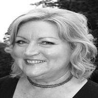 Elizabeth Ward