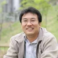 Yong Song Gho