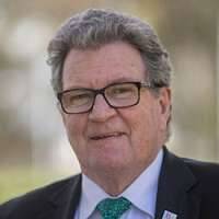 Richard Vines