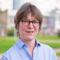 Petra H.m. Peeters